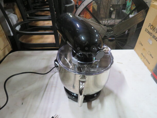 One Cook Lee 8.5 Quart Stand Mixer With Bowl, Guard, Hook, Paddle, And Whip. #SM-1522NM - Image 5 of 6