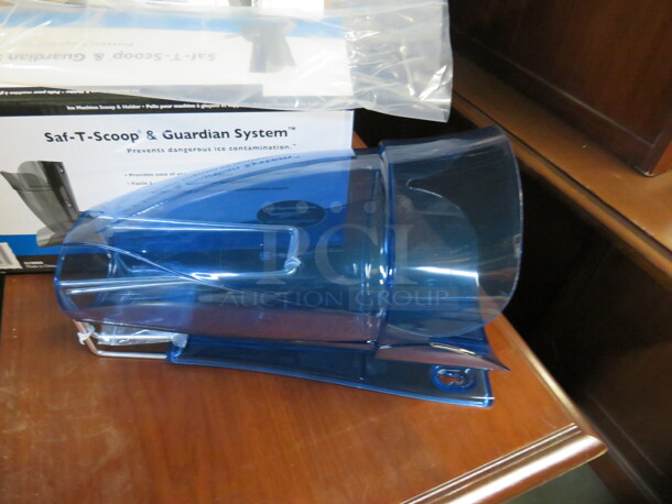 One NEW San Jamar 64-86oz Safe T Scoop. #S19000. $177.95 - Image 3 of 3