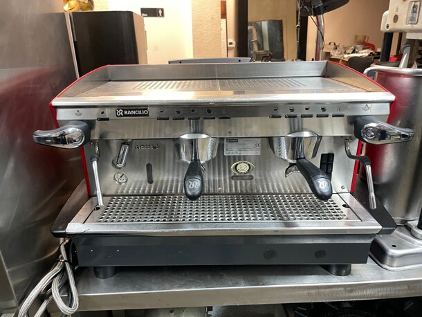 Working! Rancilio CLASSE 6  2 Group Manual Commercial Espresso Machine w/ 2 Steam Wand & 11 Liter Boiler, 230v/1ph NSF Tested and Working! - Image 6 of 9
