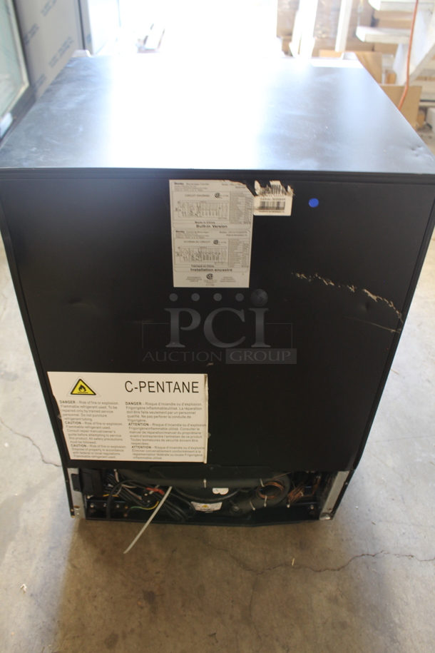 BRAND NEW SCRATCH AND DENT! Danby Silhouette Series DBC047D3BSSPR
24 Inch Built-In French-Door Beverage Center with 61 Beverage Can Capacity, 21 Wine Bottle Capacity. 115 Volts, 1 Phase. Tested and Working! - Image 2 of 6