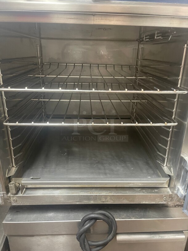 Working! Alto Shaam Cook and Hold Commercial Oven 220 Volt 1 Phase NSF Tested and Working! - Image 6 of 9
