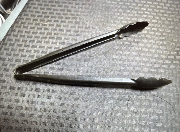 Black Poly Tong. 8XBID - Image 1 of 1