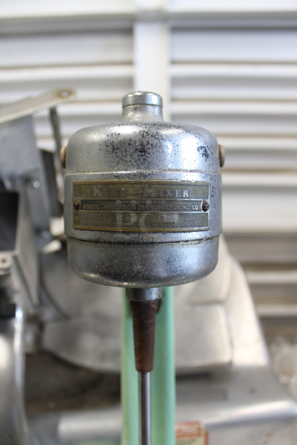 Hamilton Beach  Metal Commercial Countertop Milkshake Mixer Machine. 120 Volts, 1 Phase. Tested and Working! - Image 10 of 11