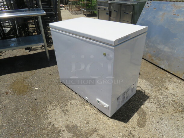 One General Electric Chest Freezer. 115 Volt. WORKING WHEN REMOVED. Model# FCM7SUFWW. 37X22X33 - Image 2 of 2