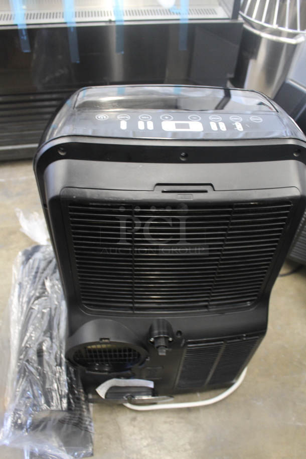 BRAND NEW SCRATCH AND DENT! Arctic King WPPD14CR9N 14,000 BTU Portable Air Conditioner. 115 Volts, 1 Phase. Tested and Working! - Image 4 of 7