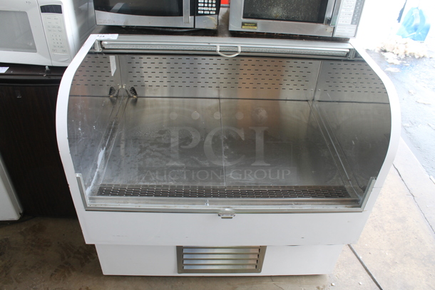 QBD CLDS 4239 Metal Commercial Open Grab N Go Merchandiser. 120 Volts, 1 Phase. Tested and Powers On But Does Not Get Cold