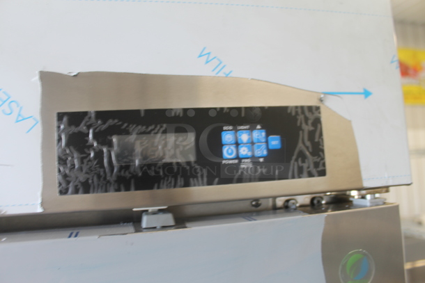 BRAND NEW SCRATCH AND DENT! 2023 Avantco 447AP49F Stainless Steel Commercial 2 Door Reach In Freezer. 115 Volts, 1 Phase. Tested and Working! - Image 4 of 10