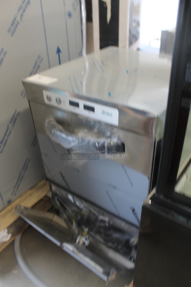 BRAND NEW SCRATCH AND DENT! 2023 Noble 495HTGW22 Stainless Steel Commercial Undercounter Glass Washer. 208-240 Volts, 1 Phase. - Image 3 of 7