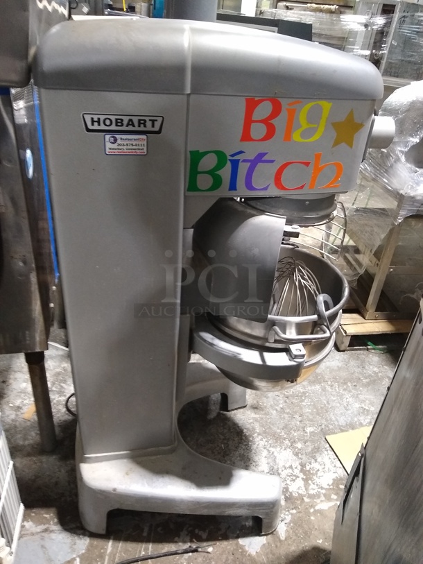 Hobart Legacy+ HL300 30 Qt. Planetary Floor Mixer with Guard & Standard Accessories - 120V, 3/4 hp

 - Image 3 of 7