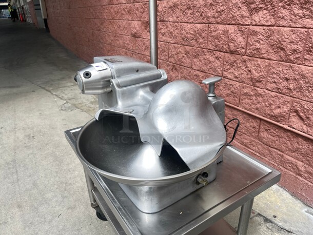 Amazing! Hobart 84181D Commercial Food Chopper Heavy Duty NSF 115 Volt Tested and Working! - Image 4 of 10