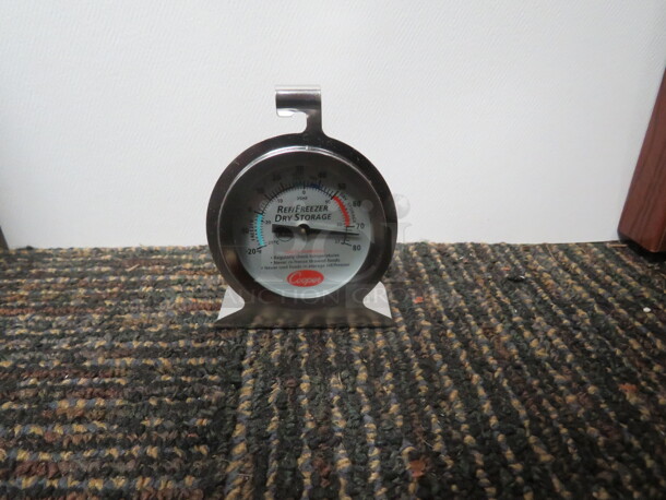 Assorted Thermometer. 2XBID - Image 1 of 1