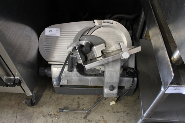 Hobart 2712 Stainless Steel Commercial Countertop Automatic Meat Slicer. 120 Volts, 1 Phase. Tested and Working!
