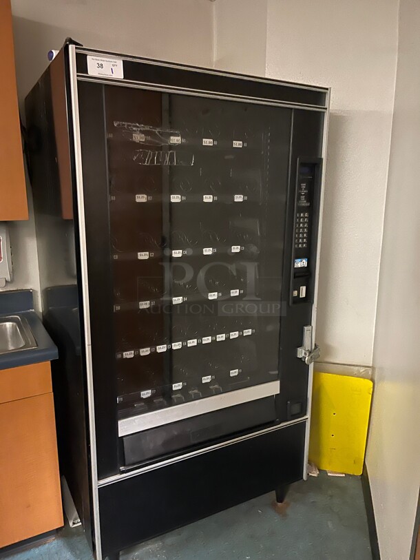 Snack Center Model !57D NATIONAL, MODEL 157, GLASS FRONT, SNACK VENDING MACHINE Tested and Working!