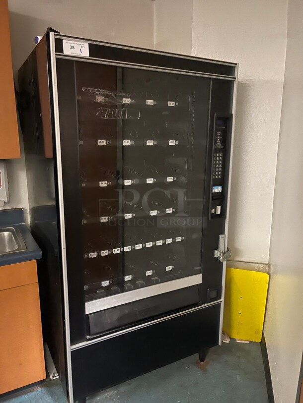 Snack Center Model !57D NATIONAL, MODEL 157, GLASS FRONT, SNACK VENDING MACHINE Tested and Working! - Image 1 of 1