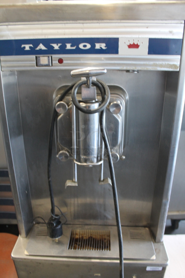 Taylor B441-22 Commercial Stainless Steel Electric One Hopper Shake Machine On Commercial Casters. 208V, 1 Phase.  - Image 5 of 9