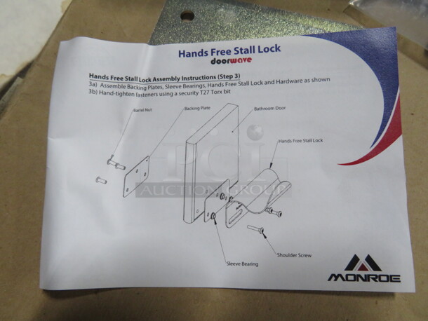 NEW Monroe Hands Fee Stall Lock. 2XBID - Image 2 of 3