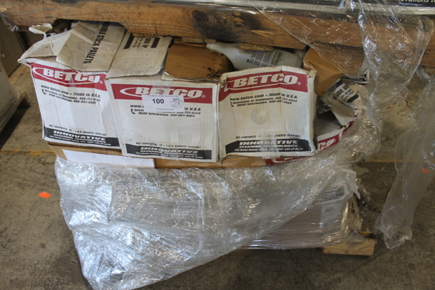 PALLET LOT of Approximately 28 Boxes of 4 NEW Jugs of Betco pH7Q Ultra One Step Disinfectant Jugs. 28 Times Your Bid! - Image 2 of 5