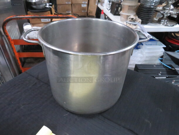 One 11X9 Heavy Duty  Stainless Steel Stock Pot.  - Image 1 of 2