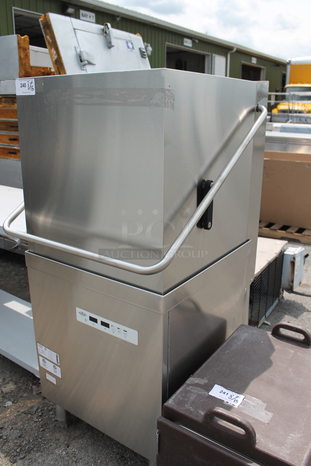 LIKE NEW! 2022 Mainstreet Equipment 541HTDT403 Stainless Steel Commercial Straight Pass Through Single Rack High-Temp Door-Type Dish Machine. 208-240 Volts, 1 Phase. Unit Has Only Been Used a Few Times! Tested and Working! - Image 4 of 10