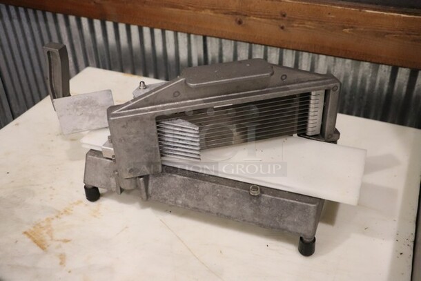 Table Mount Tomato Slicer - Image 3 of 3