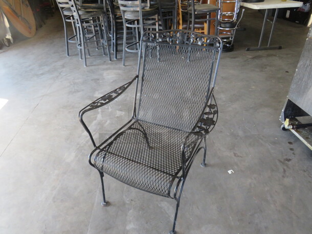 Black Metal Patio Chair. 4XBID - Image 2 of 2