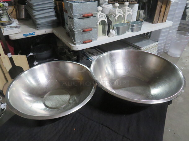 Assorted Size Stainless Steel Mixing Bowl. 2XBID - Image 1 of 1