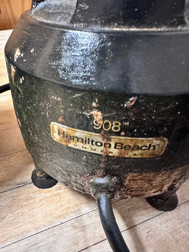 Hamilton Beach 908 Commercial Bar Blender (HBB908) NSF 115 Volt  - Image 3 of 4