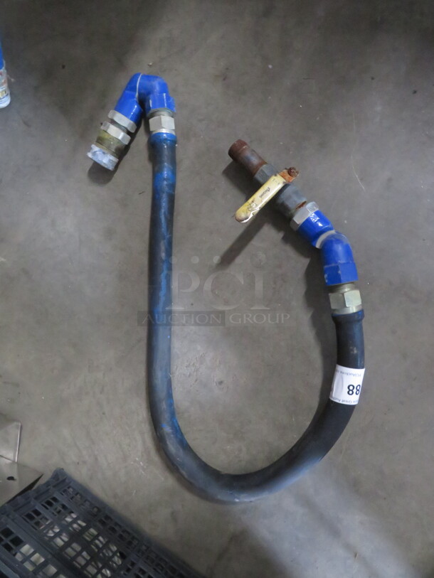 One Quick Connect Gas Hose.