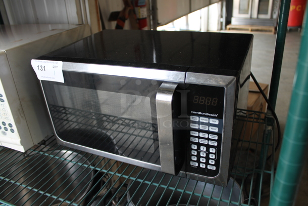Hamilton Beach P90D23AL-WR Metal Countertop Microwave Oven. 120 Volts, 1 Phase.  - Image 2 of 6