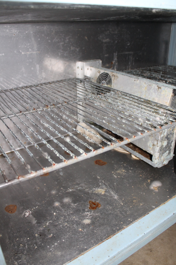 2015 Delfield 18699PTB Stainless Steel Commercial Sandwich Salad Prep Table Bain Marie Mega Top. 115 Volts, 1 Phase. Tested and Working!
 - Image 8 of 11