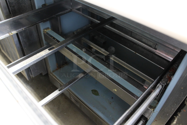 2015 Delfield D4432N-12M Stainless Steel Commercial Sandwich Salad Prep Table Bain Marie Mega Top w/ 2 Drawers. 115 Volts, 1 Phase. Tested and Working! - Image 5 of 5