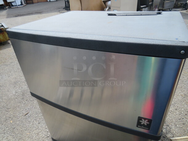 One Manitowic Ice Maker. 115 Volt. Model# QY0285W. 30X25X16 - Image 2 of 4