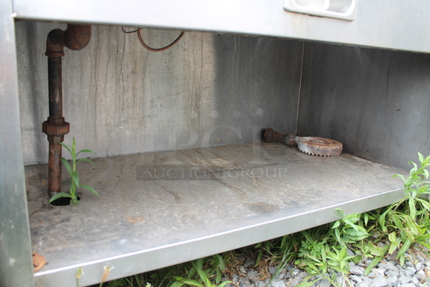 Stainless Steel Commercial Natural Gas Powered Steam Table w/ Under Shelf. - Image 4 of 8