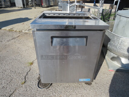 One 1 Door Turbo Air Refrigerator On Casters. No Top. Working. Model# MST-28-711S. 115 Volt. 27.5X30X34