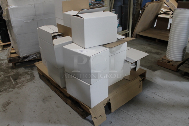 ALL ONE MONEY! PALLET LOT of White Poly Jugs. BUYER MUST REMOVE. - Image 1 of 4