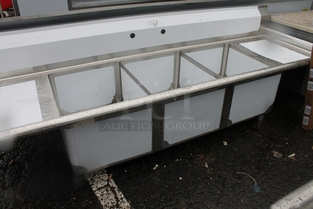 BRAND NEW SCRATCH AND DENT! Steelton 522CS31620LR Stainless Steel Commercial 3 Bay Sink w/ Dual Drain Boards. Bays 16x20. Drain Boards 16x22 - Image 3 of 8