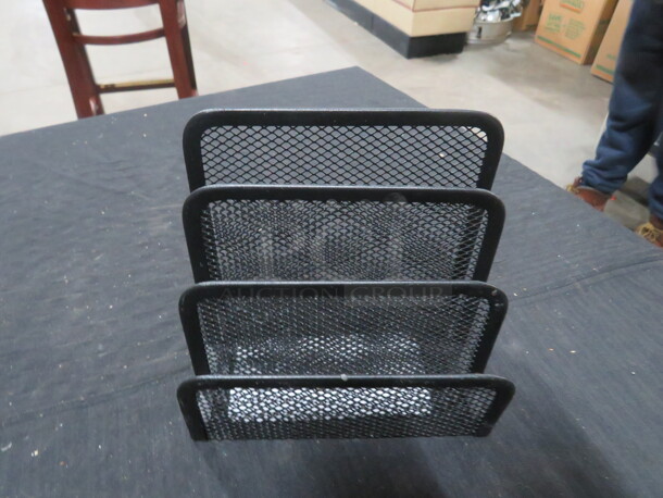 Black Mesh Menu Holder. 9XBID - Image 1 of 1