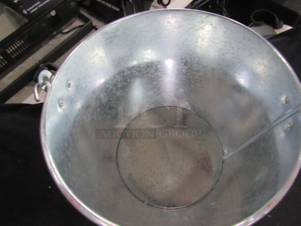 NEW ROLLING ROCK EXTRA PALE Beer Bucket. 5XBID - Image 2 of 2