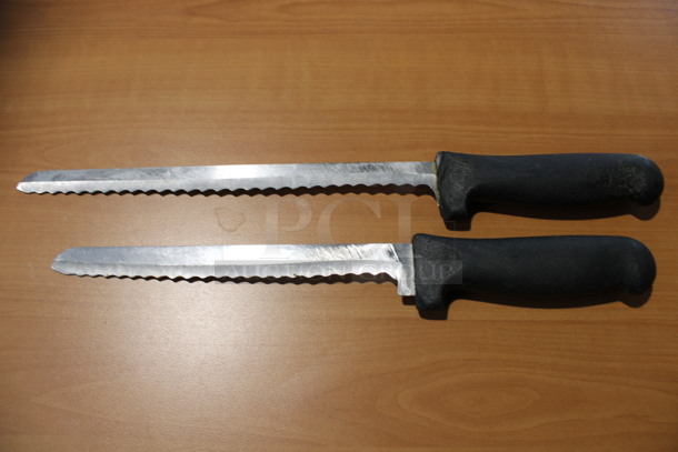 2 Sharpened Stainless Steel Serrated Knives. 13