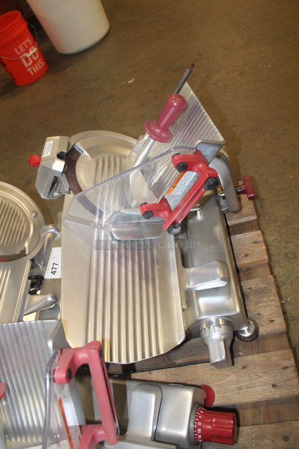 WOW! Omas Model GL 30F/N Commercial Countertop Meat/Cheese Deli Slicer. 25x18.5x17. 115V/60 Hz. Needs Repair.  - Image 4 of 4