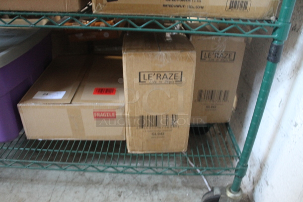 ALL ONE MONEY! Tier Lot of Various BRAND NEW SCRATCH AND DENT! Items Including 2 Le'raze GL942 and Ceramic Saucers in Poly Bin - Image 3 of 6