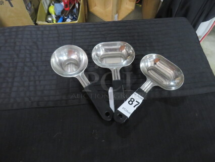 Assorted Spoon. 3XBID