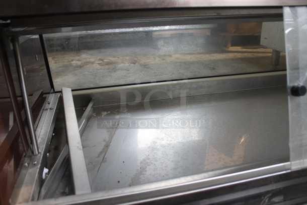 GAYC VEDEB-1 Metal Commercial Countertop Sushi Display Case Merchandiser. 115 Volts, 1 Phase. Tested and Powers On But Does Not Get Cold - Image 7 of 9