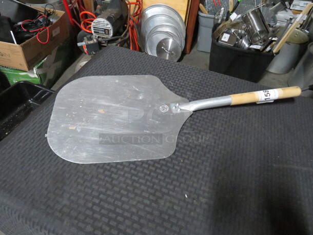 One Pizza Paddle. - Image 1 of 1
