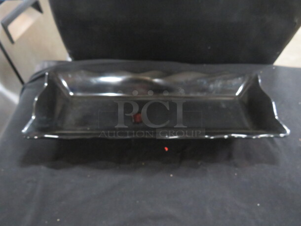 One 17X7 GET ML-87 Black Poly Tray.  - Image 1 of 1