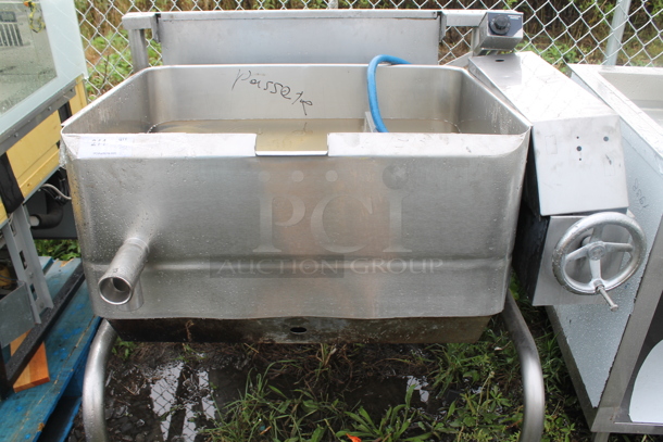 Stainless Steel Commercial Natural Gas Powered Braising Pan. Missing Lid. - Image 1 of 4
