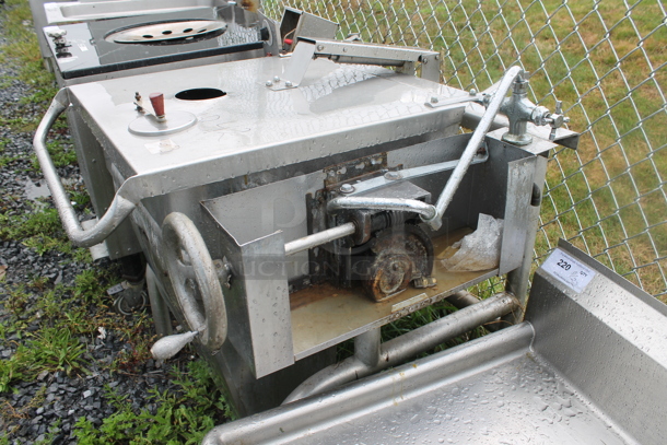 Stainless Steel Commercial Braising Pan Tilt Skillet. 115 Volts, 1 Phase - Image 2 of 4