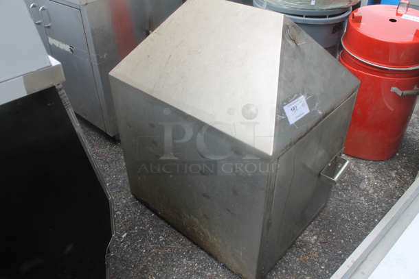 Stainless Steel Enclosed Pan Rack. - Image 2 of 4