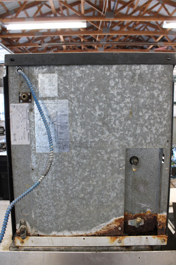 Manitowoc Model QD0423W Stainless Steel Commercial Water Cooled Ice Machine Head on Manitowoc Model S320 Commercial Ice Bin. 115 Volts, 1 Phase. 22x33x65 - Image 7 of 7