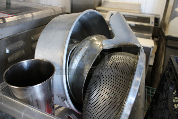 ALL ONE MONEY! Lot of Various Items Including Baking Pans, Strainer and Metal Pieces in Clear Poly Bin! - Image 3 of 4